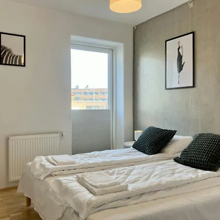 Spacious For 3 In Ceresbyen Århus