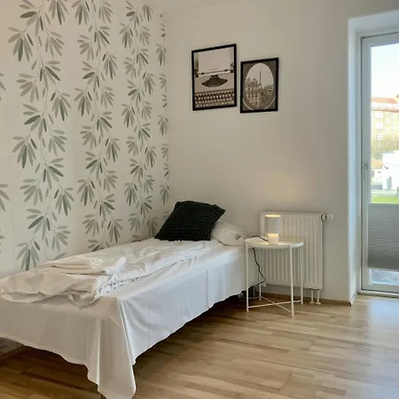 Spacious For 3 In Ceresbyen *